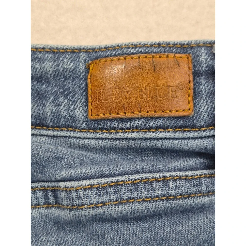 Judy Blue High Rise Skinny Jeans Women's 29 Blue Frayed Shark Bite Hem